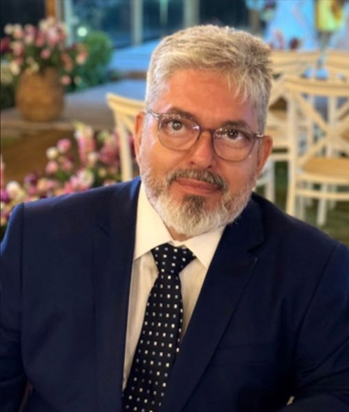 Dr. Luis Roberto Amaral